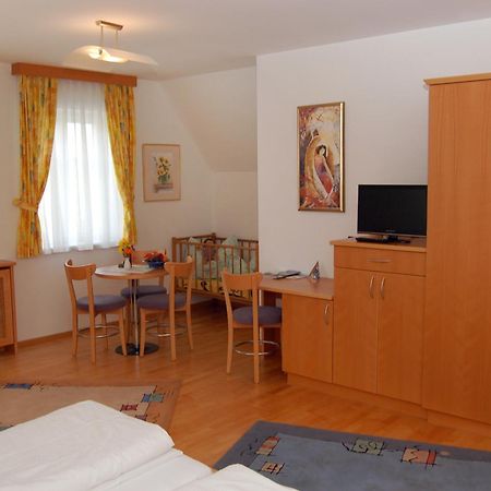 Pension Zur Post Appartement Bad Blumau Kamer foto